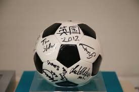 季后赛“终极战”：AG狼队今夜巅峰之战，小胖钟意争夺KPL第一野