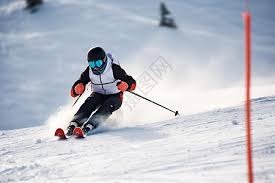 下半场还有机会吗？杨瀚森半场2中0得0分4犯规